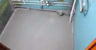 Наливной пол в туалете Ялуторовск, цена от 877 руб.