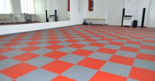 Резиновое покрытие для спортзала Ялуторовск, цена от 877 руб.